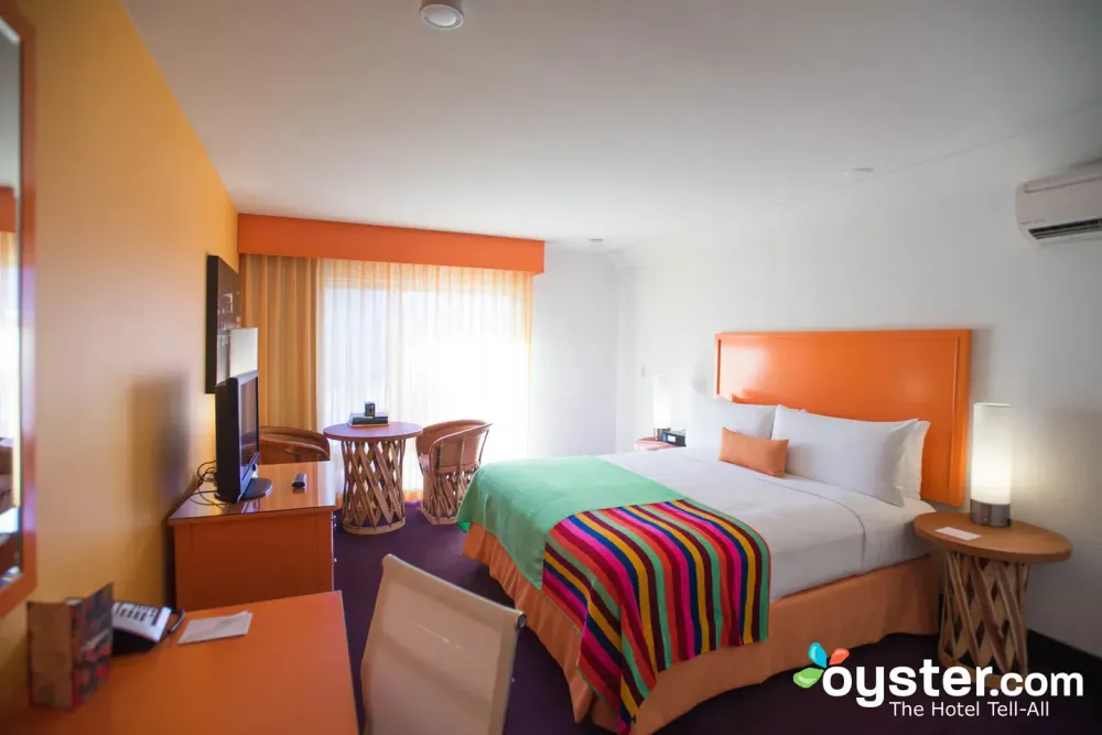 The Saguaro Palm Springs Review What To REALLY Expect If You Stay